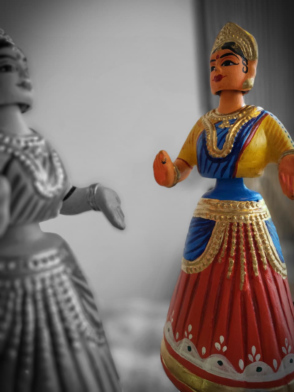 Tanjore Dancing Doll – Hand-Painted Traditional Figurine