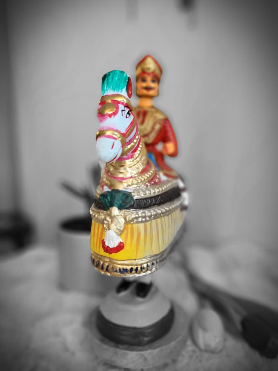 Tanjore Horse & Rider Doll – Hand-Painted Traditional Figurine