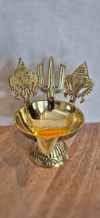 Pancha Deepam brass diya with Vishnu symbols